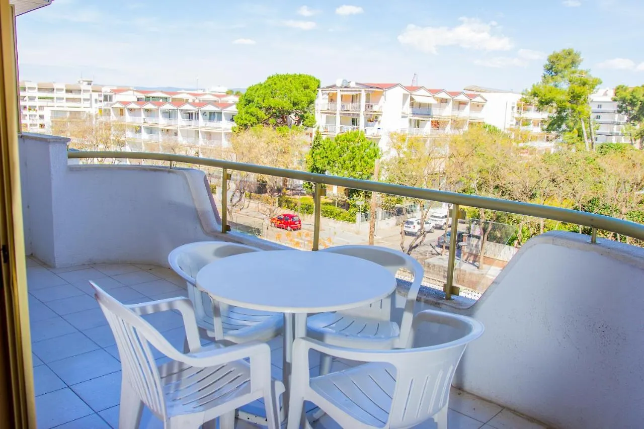 Juniper Apartment Salou 0*,
